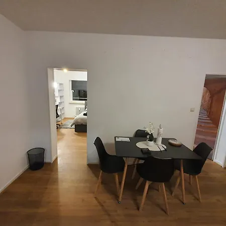 Appartement Moebiliertes In 2er Wg Wohngemeinschaft In Ruesselsheim *